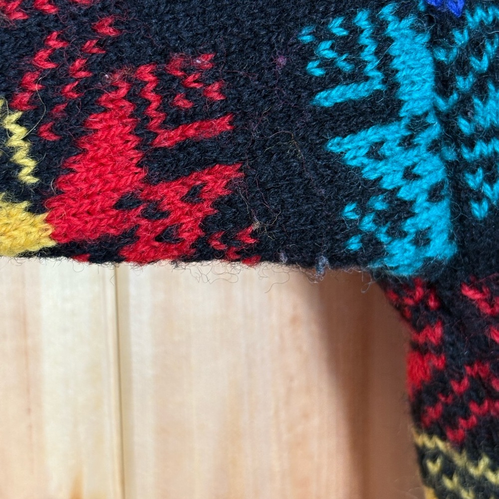 Vintage Cambridge Dry Goods Shetland Wool Black Rainbow Star Snowflake Sweater M - Picture 16 of 16